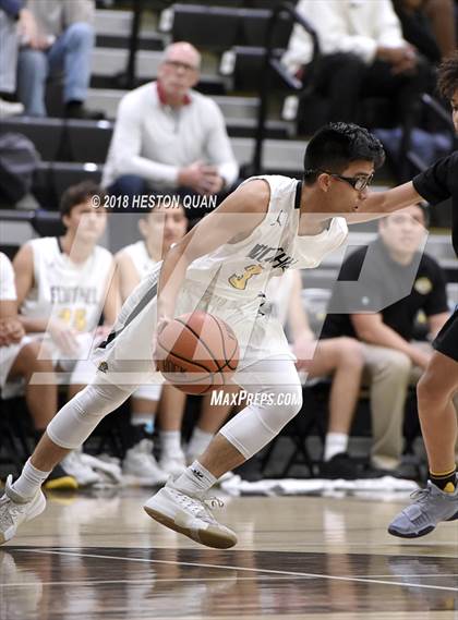 Thumbnail 1 in Villa Park @ Foothill photogallery.