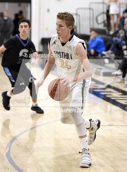 Thumbnail 1 in Villa Park @ Foothill photogallery.