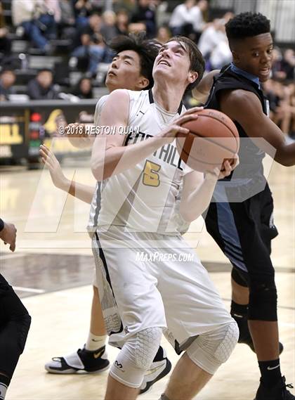 Thumbnail 2 in Villa Park @ Foothill photogallery.