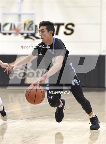 Thumbnail 1 in Villa Park @ Foothill photogallery.
