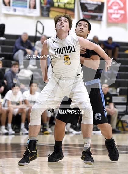 Thumbnail 3 in Villa Park @ Foothill photogallery.