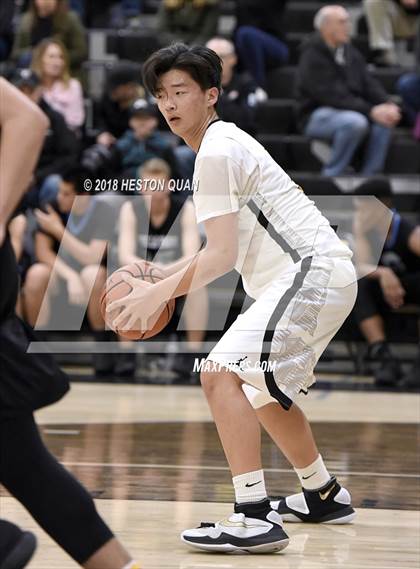 Thumbnail 1 in Villa Park @ Foothill photogallery.
