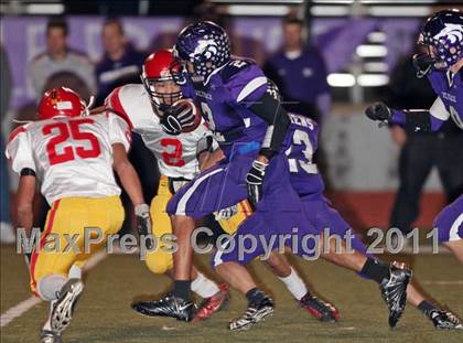 Thumbnail 3 in Shasta vs. Chico (CIF NS Playoffs) photogallery.