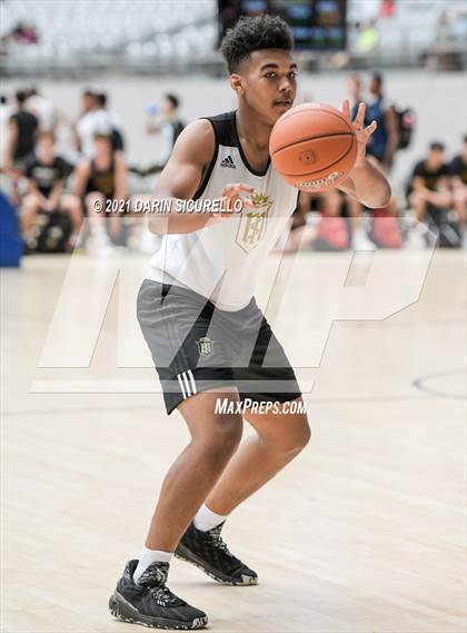 Thumbnail 3 in Roosevelt vs Servite (Section 7 Arizona Tournament) photogallery.
