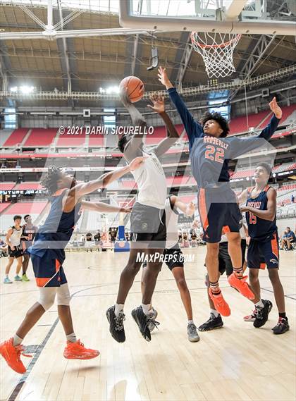 Thumbnail 2 in Roosevelt vs Servite (Section 7 Arizona Tournament) photogallery.