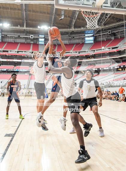 Thumbnail 1 in Roosevelt vs Servite (Section 7 Arizona Tournament) photogallery.