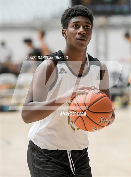 Thumbnail 1 in Roosevelt vs Servite (Section 7 Arizona Tournament) photogallery.