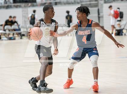 Thumbnail 1 in Roosevelt vs Servite (Section 7 Arizona Tournament) photogallery.