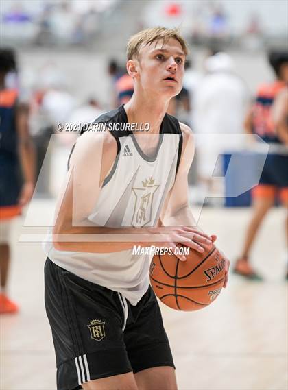 Thumbnail 2 in Roosevelt vs Servite (Section 7 Arizona Tournament) photogallery.