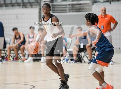Thumbnail 3 in Roosevelt vs Servite (Section 7 Arizona Tournament) photogallery.