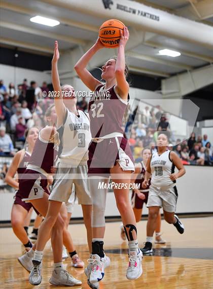Thumbnail 1 in Perryville @ Bigelow photogallery.