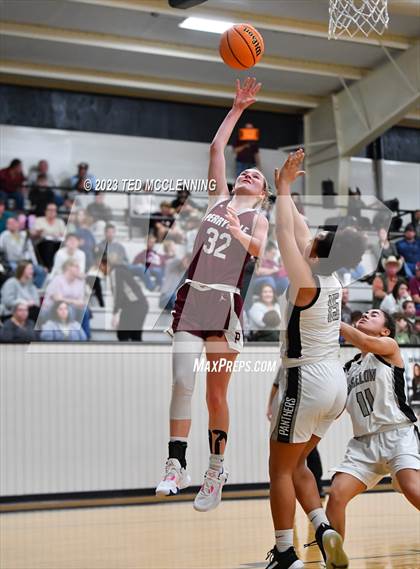 Thumbnail 3 in Perryville @ Bigelow photogallery.