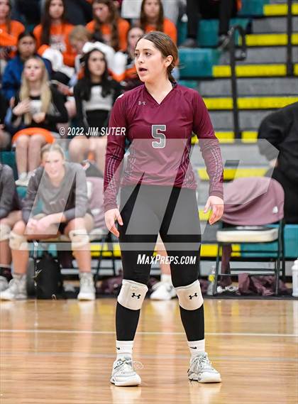Thumbnail 3 in Schulenburg vs Johnson City (UIL 2A Region 4 Final) photogallery.
