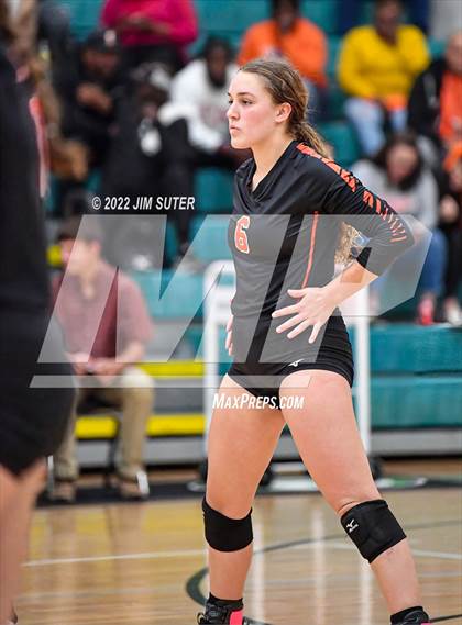 Thumbnail 1 in Schulenburg vs Johnson City (UIL 2A Region 4 Final) photogallery.