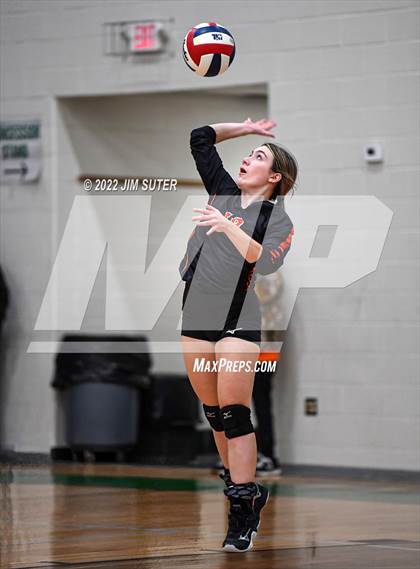 Thumbnail 1 in Schulenburg vs Johnson City (UIL 2A Region 4 Final) photogallery.