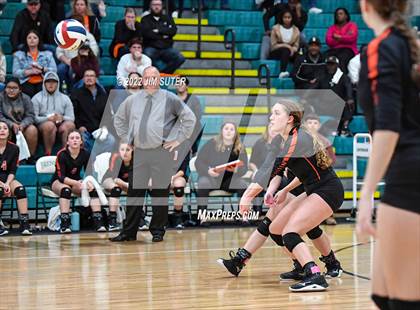 Thumbnail 2 in Schulenburg vs Johnson City (UIL 2A Region 4 Final) photogallery.