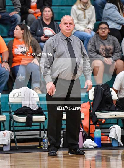 Thumbnail 1 in Schulenburg vs Johnson City (UIL 2A Region 4 Final) photogallery.