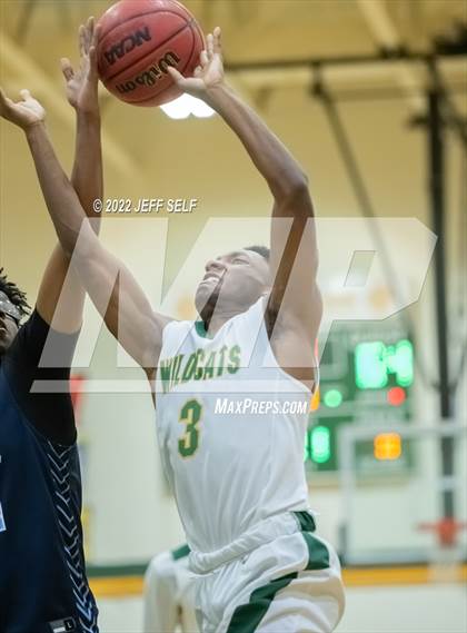 Thumbnail 1 in Great Bridge vs. Indian River photogallery.