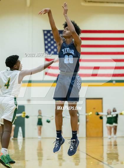 Thumbnail 3 in Great Bridge vs. Indian River photogallery.