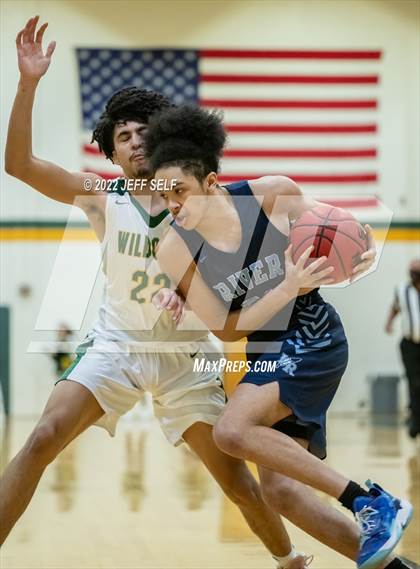Thumbnail 3 in Great Bridge vs. Indian River photogallery.
