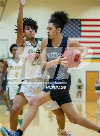 Thumbnail 3 in Great Bridge vs. Indian River photogallery.