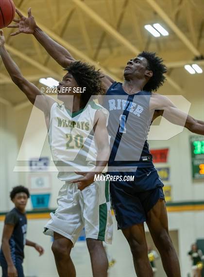 Thumbnail 3 in Great Bridge vs. Indian River photogallery.
