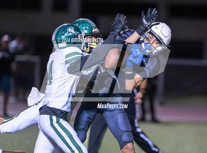 Thumbnail 2 in Damien vs. Kapa'a (HHSAA D1 Semifinal) photogallery.