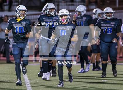 Thumbnail 1 in Damien vs. Kapa'a (HHSAA D1 Semifinal) photogallery.