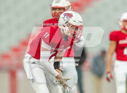 Thumbnail 2 in St. Francis vs. Pleasanton (NSAA Class D2 Final)  photogallery.