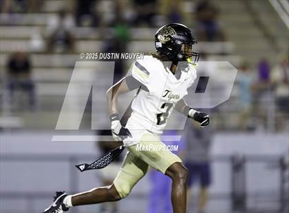 Thumbnail 3 in Conroe @ College Park photogallery.