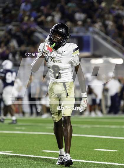 Thumbnail 1 in Conroe @ College Park photogallery.