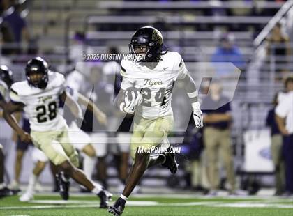 Thumbnail 2 in Conroe @ College Park photogallery.