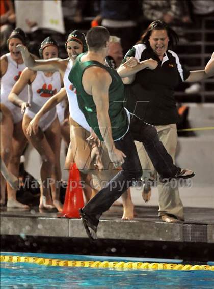 Thumbnail 2 in Poly vs Santiago (CIF SS D3 Final) photogallery.