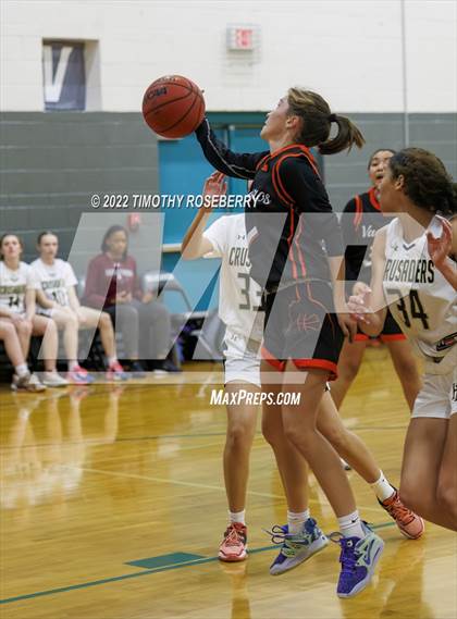 Thumbnail 3 in Faith Lutheran vs. Fernley photogallery.
