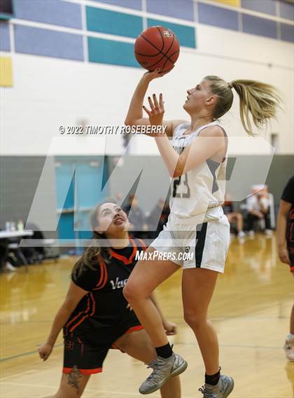 Thumbnail 2 in Faith Lutheran vs. Fernley photogallery.