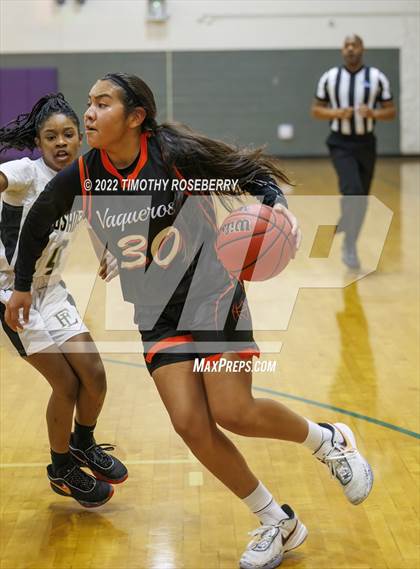 Thumbnail 2 in Faith Lutheran vs. Fernley photogallery.