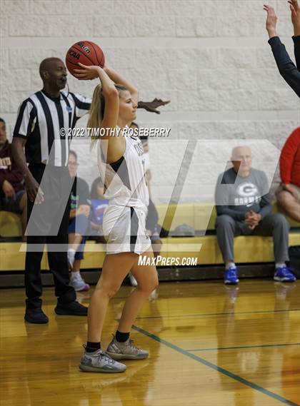 Thumbnail 3 in Faith Lutheran vs. Fernley photogallery.