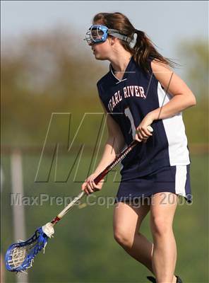 Thumbnail 3 in Pearl River @ Nanuet photogallery.