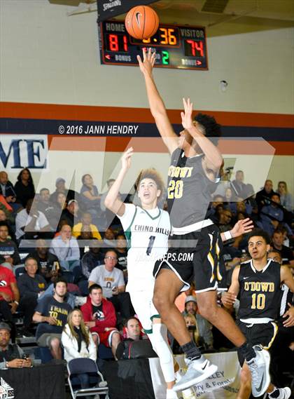 Thumbnail 1 in Chino Hills vs. Bishop O'Dowd (Tarkanian Classic) photogallery.