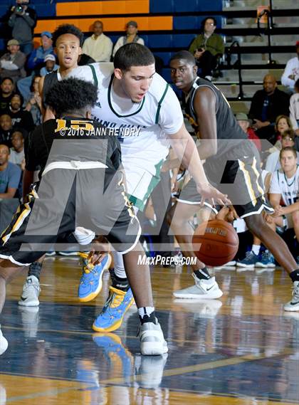 Thumbnail 1 in Chino Hills vs. Bishop O'Dowd (Tarkanian Classic) photogallery.