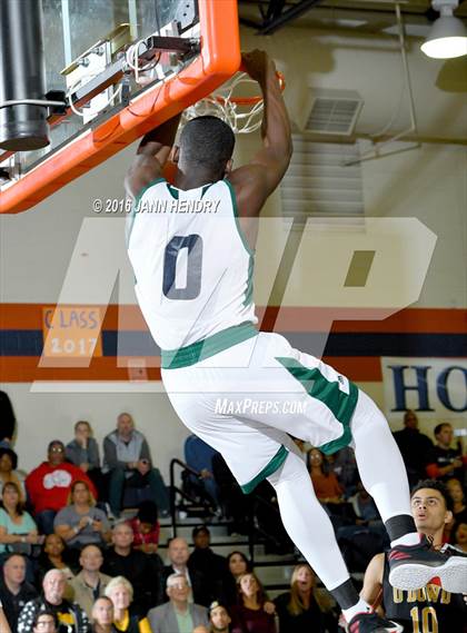 Thumbnail 2 in Chino Hills vs. Bishop O'Dowd (Tarkanian Classic) photogallery.