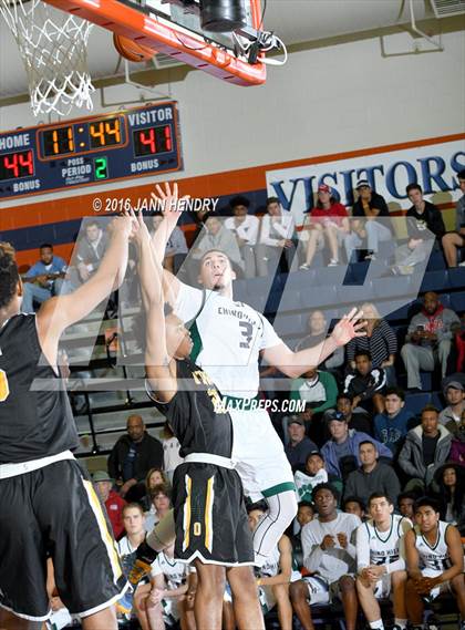 Thumbnail 3 in Chino Hills vs. Bishop O'Dowd (Tarkanian Classic) photogallery.