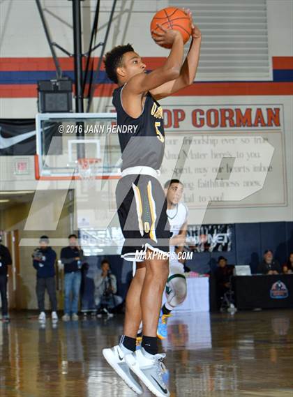 Thumbnail 2 in Chino Hills vs. Bishop O'Dowd (Tarkanian Classic) photogallery.