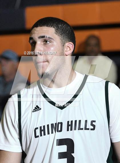 Thumbnail 2 in Chino Hills vs. Bishop O'Dowd (Tarkanian Classic) photogallery.