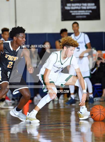 Thumbnail 2 in Chino Hills vs. Bishop O'Dowd (Tarkanian Classic) photogallery.