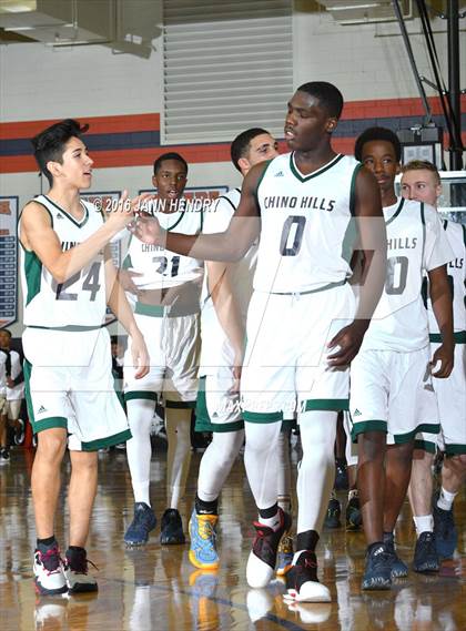 Thumbnail 2 in Chino Hills vs. Bishop O'Dowd (Tarkanian Classic) photogallery.