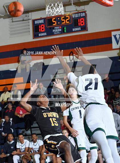 Thumbnail 1 in Chino Hills vs. Bishop O'Dowd (Tarkanian Classic) photogallery.