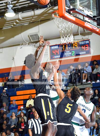 Thumbnail 2 in Chino Hills vs. Bishop O'Dowd (Tarkanian Classic) photogallery.