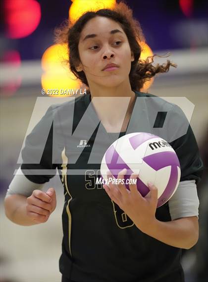 Thumbnail 2 in Langley vs. Chantilly (VHSL Class 6 Region D Final) photogallery.