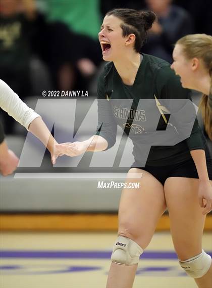 Thumbnail 3 in Langley vs. Chantilly (VHSL Class 6 Region D Final) photogallery.